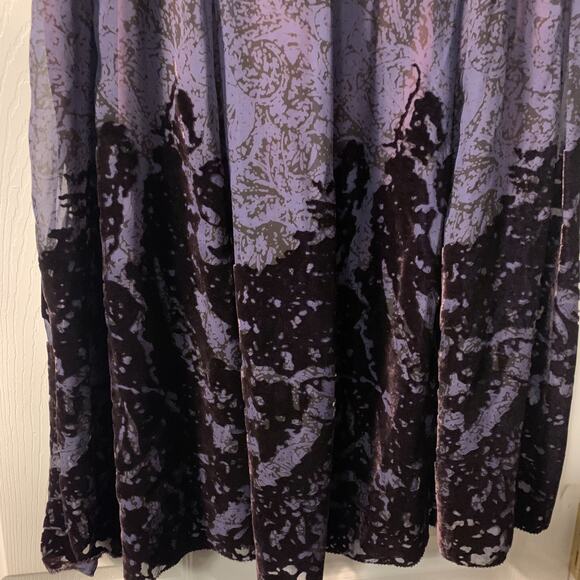 Elie Tahari Women's Velvet Burnout Raven Skirt Size 14 NEW Purple Whimsigoth - Picture 4 of 8